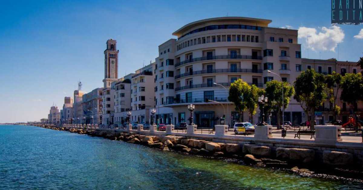 Bari, la storia del "transatlantico" adagiato sul mare: il Grande Albergo delle Nazioni